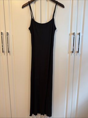 RVCA - Classic ribbed Black Slip Dress with Thin Straps size-medium